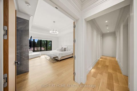Photo 18 at 125 Clearview Heights, King City, King