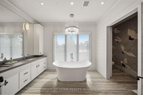 Photo 23 at 125 Clearview Heights, King City, King