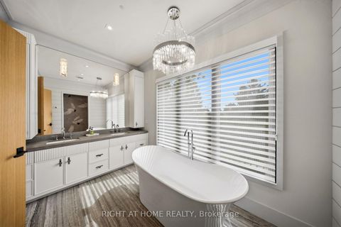 Photo 24 at 125 Clearview Heights, King City, King