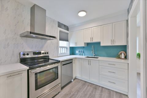Photo 4 at 29 Topham Road, Parkview, Toronto