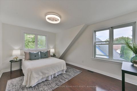 Photo 20 at 29 Topham Road, Parkview, Toronto