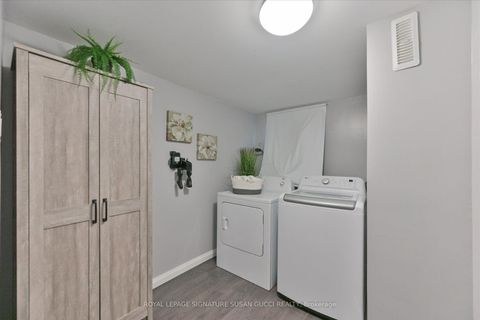 Photo 29 at 29 Topham Road, Parkview, Toronto