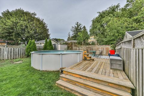 Photo 33 at 29 Topham Road, Parkview, Toronto