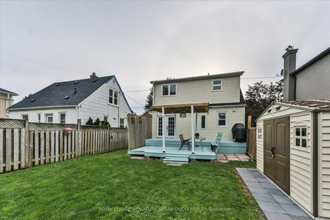 Photo 35 at 29 Topham Road, Parkview, Toronto
