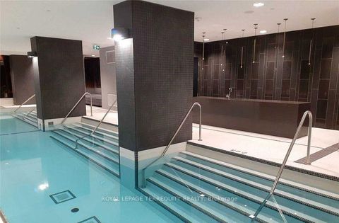 Photo 12 at 505 - 8 Eglinton Avenue E, Mount Pleasant West, Toronto