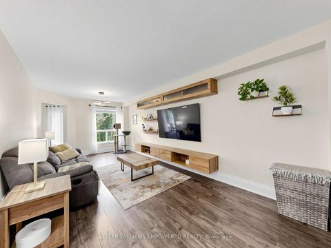 Photo 8 at 100 Dawlish Avenue, Aurora Highlands, Aurora