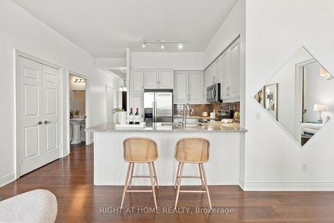 Photo 7 at 1301 - 1135 Royal York Road, Humber Valley, Toronto