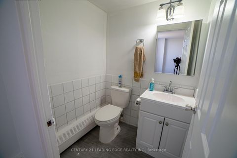 Photo 18 at 604 - 25 Four Winds Drive, York University Heights, Toronto