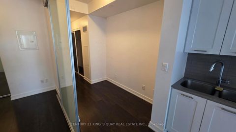Photo 8 at 310 - 50 Bruyeres Mews, Waterfront Communities C1, Toronto
