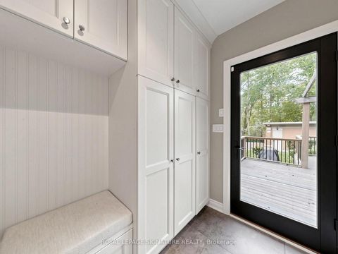 Photo 6 at 92 Inglewood Drive, Moore Park, Toronto