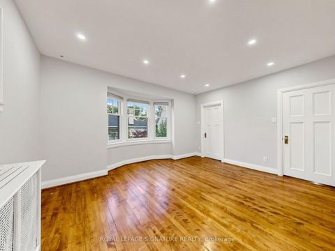 Photo 14 at 92 Inglewood Drive, Moore Park, Toronto