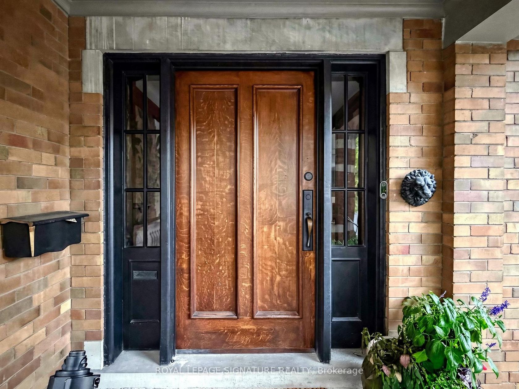 92 Inglewood Drive, Moore Park, Toronto 
