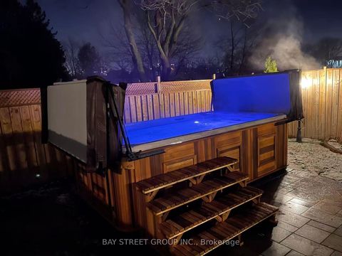 Photo 2 at 203 Cassandra Boulevard, Donalda, Toronto