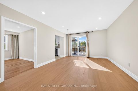 Photo 16 at 203 Cassandra Boulevard, Donalda, Toronto