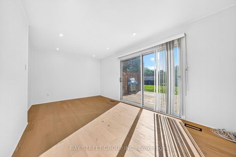 Photo 29 at 203 Cassandra Boulevard, Donalda, Toronto