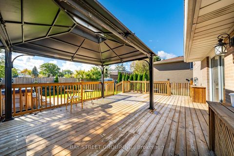 Photo 44 at 203 Cassandra Boulevard, Donalda, Toronto