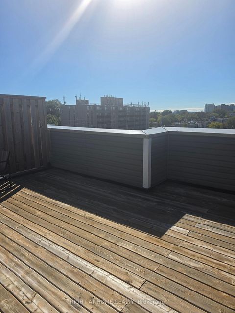 Photo 18 at 15 - 95 EASTWOOD PARK Garden, Long Branch, Toronto