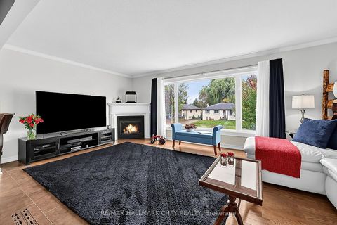 Photo 7 at 23 Marion Crescent, Wellington, Barrie