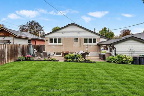 Photo 27 at 23 Marion Crescent, Wellington, Barrie