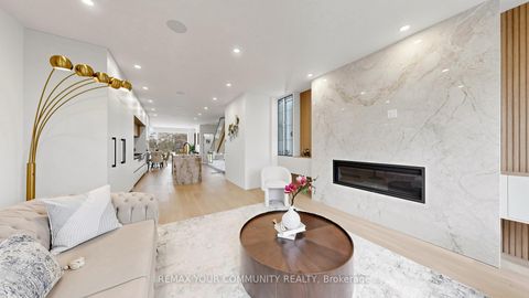 Photo 5 at 2970A Bayview Avenue, Willowdale East, Toronto