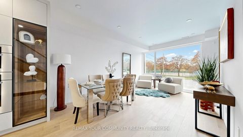 Photo 10 at 2970A Bayview Avenue, Willowdale East, Toronto