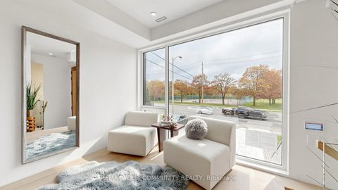 Photo 13 at 2970A Bayview Avenue, Willowdale East, Toronto