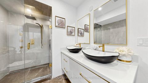 Photo 21 at 2970A Bayview Avenue, Willowdale East, Toronto