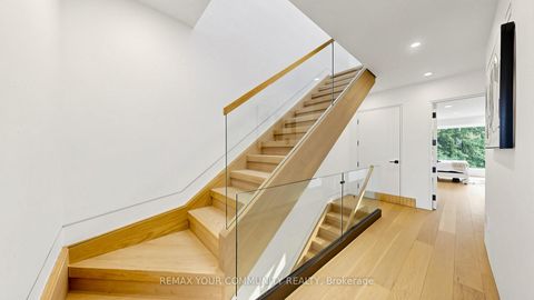 Photo 27 at 2970A Bayview Avenue, Willowdale East, Toronto