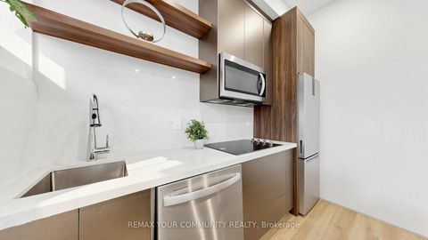 Photo 41 at 2970A Bayview Avenue, Willowdale East, Toronto