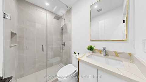 Photo 42 at 2970A Bayview Avenue, Willowdale East, Toronto