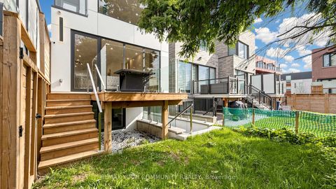 Photo 47 at 2970A Bayview Avenue, Willowdale East, Toronto