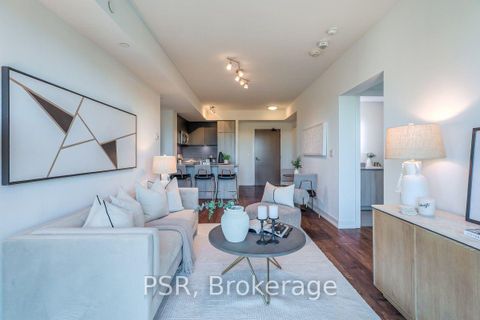 Photo 9 at 605 - 223 St Clair Avenue, St. Clair, Toronto