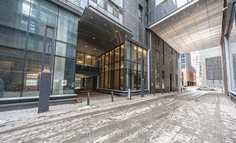 Photo 3 at 4307 - 115 Blue Jays Way Street, Waterfront Communities C1, Toronto