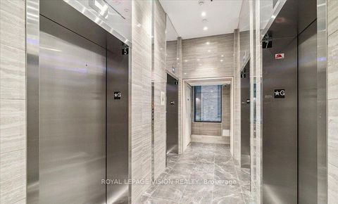 Photo 5 at 4307 - 115 Blue Jays Way Street, Waterfront Communities C1, Toronto