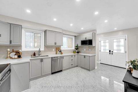 Photo 6 at 67 Burncrest Drive, Nortown, Toronto