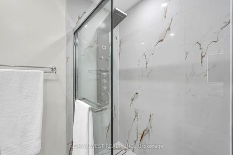 Photo 11 at 67 Burncrest Drive, Nortown, Toronto