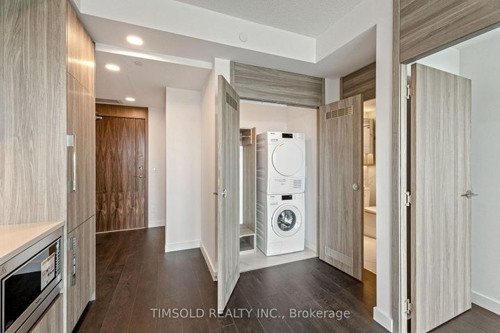Photo 8 at 1609 - 18 Esther Shiner Boulevard, Bayview Village, Toronto