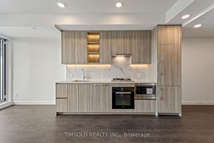 Photo 13 at 1609 - 18 Esther Shiner Boulevard, Bayview Village, Toronto