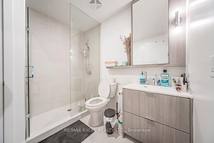 Photo 16 at 302 - 625 Sheppard Avenue E, Bayview Village, Toronto