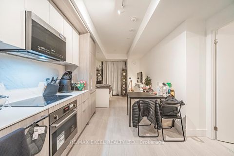 Photo 10 at 302 - 625 Sheppard Avenue E, Bayview Village, Toronto