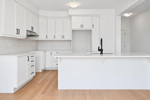 Photo 13 at 51 Gretzky Avenue, Rural Barrie Southeast, Barrie