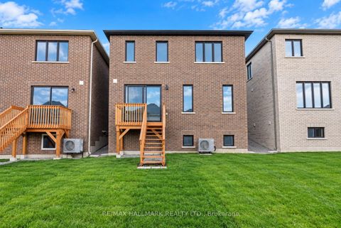 Photo 39 at 51 Gretzky Avenue, Rural Barrie Southeast, Barrie