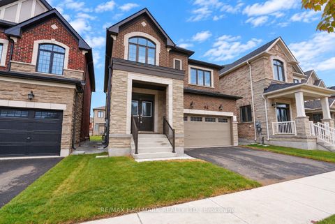 Photo 2 at 82 Gretzky Avenue, Rural Barrie Southeast, Barrie