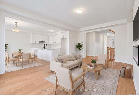Photo 12 at 82 Gretzky Avenue, Rural Barrie Southeast, Barrie