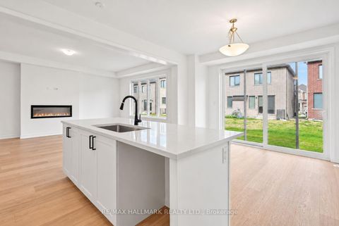 Photo 15 at 82 Gretzky Avenue, Rural Barrie Southeast, Barrie