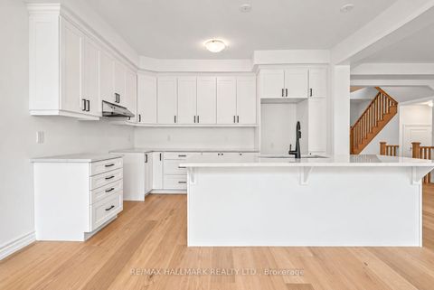Photo 16 at 82 Gretzky Avenue, Rural Barrie Southeast, Barrie