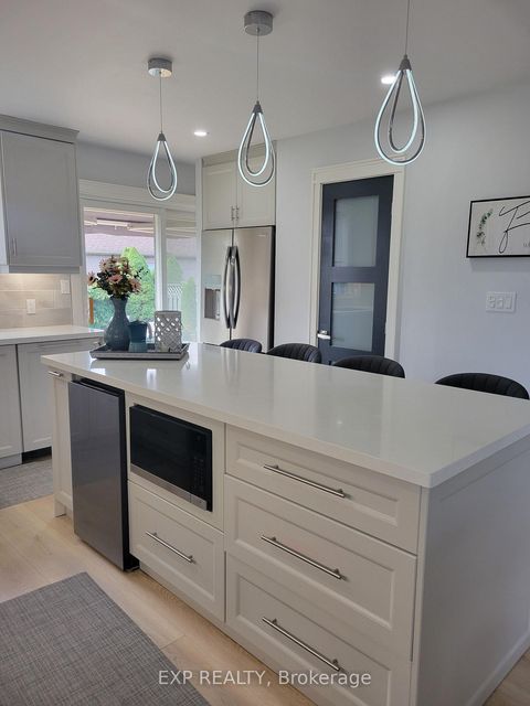 Photo 4 at 74 Buchanan Street, Grove East, Barrie