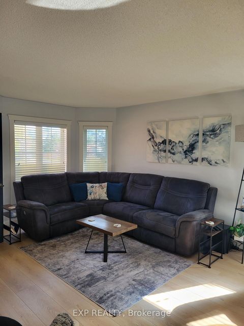 Photo 10 at 74 Buchanan Street, Grove East, Barrie