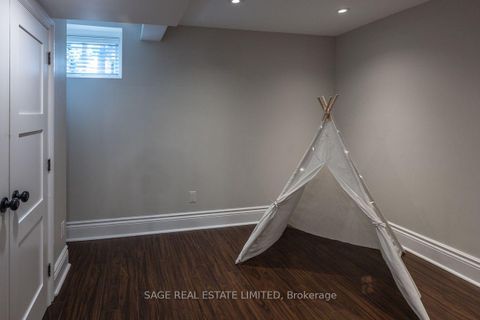 Photo 34 at 41 Chicora Avenue, Annex, Toronto