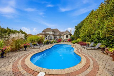 Photo 4 at 776 Woodland Acres Crescent, Rural Vaughan, Vaughan